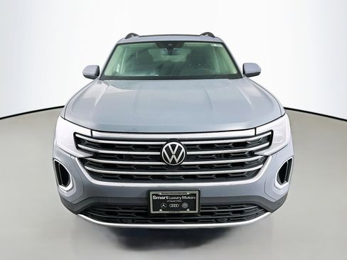 New 2026 Volkswagen Atlas SE image 2