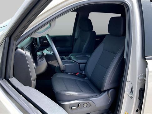 Used 2026 Chevrolet Silverado 1500 Custom RWD image 8