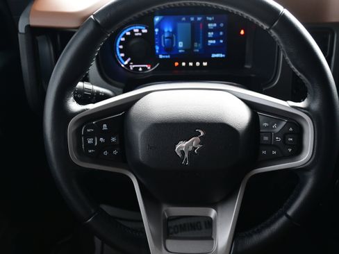 Used 2024 Ford Bronco Outer Banks w/ Sasquatch Package image 19