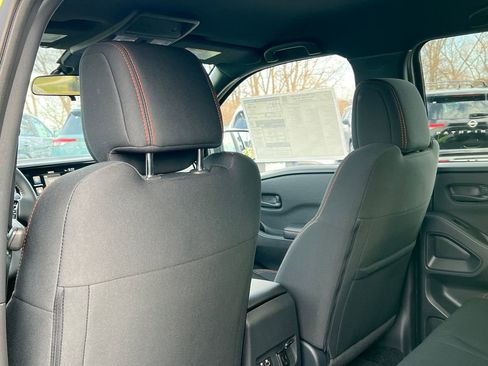 New 2026 Nissan Frontier PRO-4X w/ Pro-4x Convenience Package image 37