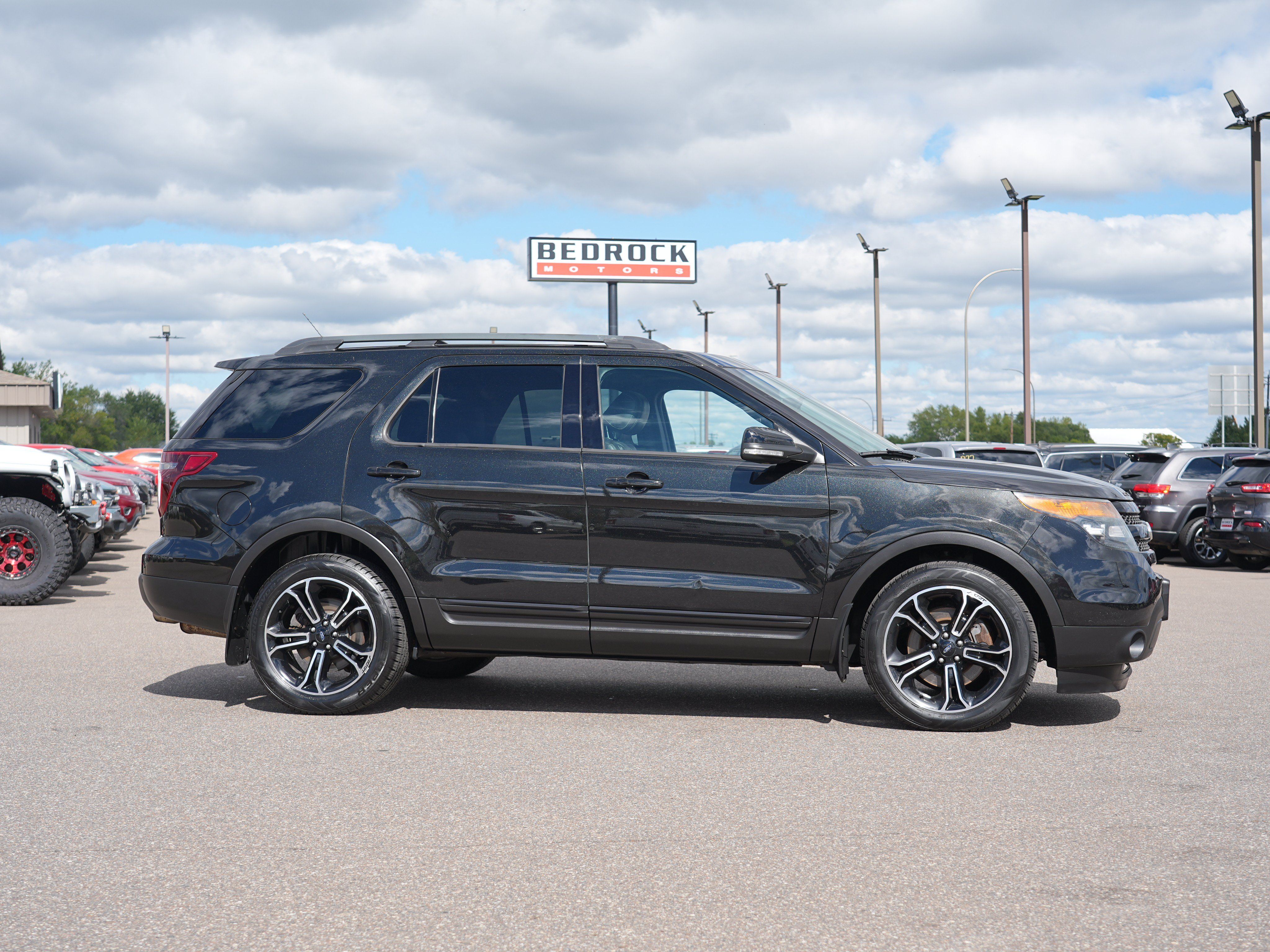 Used 2015 Ford Explorer Sport AWD/4WD image 2