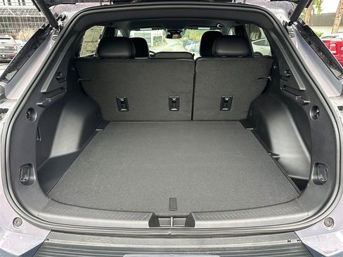 New 2026 Chevrolet Equinox EV LT image 14