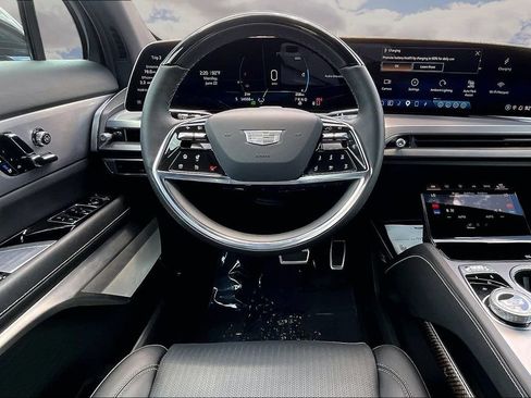 Used 2026 Cadillac Vistiq Sport w/ LPO, Floor Liner Package AWD/4WD image 8