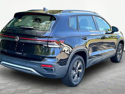 Used 2025 Volkswagen Taos S FWD image 5