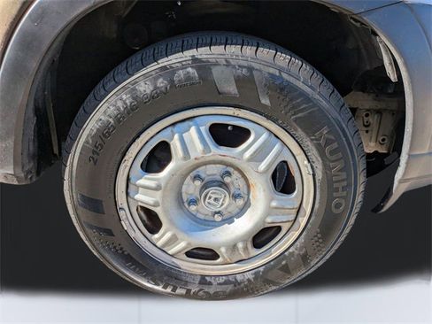 Used 2005 Honda CR-V LX image 11