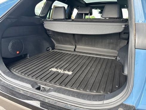 Used 2023 Toyota RAV4 XSE AWD/4WD image 18