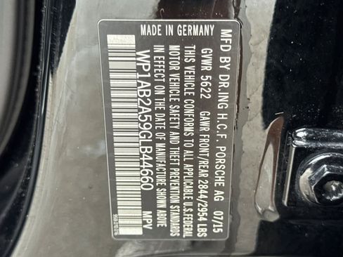 Used 2016 Porsche Macan S image 28