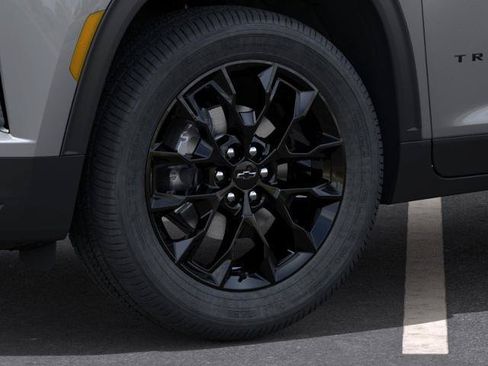 New 2026 Chevrolet Traverse LT w/ Midnight/Sport Edition AWD/4WD image 9