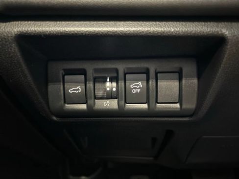 Used 2024 Subaru Outback Limited AWD/4WD image 65