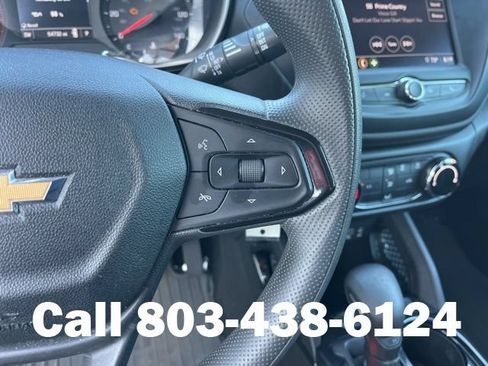 Used 2023 Chevrolet TrailBlazer LS w/ LPO, Blackout Package FWD image 20