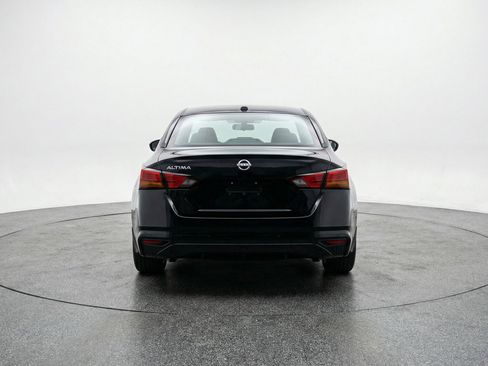Used 2025 Nissan Altima 2.5 SV FWD image 7