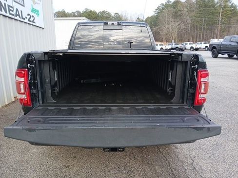 Used 2022 RAM 2500 Limited image 8