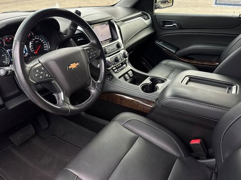 Used 2020 Chevrolet Tahoe LT w/ Luxury Package AWD/4WD image 10