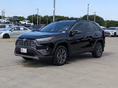Certified 2024 Toyota RAV4 Limited w/ Advanced Technology Package AWD/4WD image 10