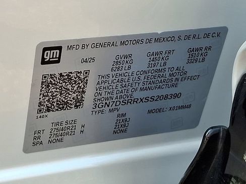 Used 2025 Chevrolet Equinox EV RS AWD/4WD image 29