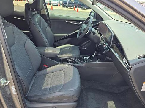 Used 2023 Kia Niro Wave FWD image 6