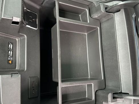 Used 2023 Chevrolet Silverado 1500 LT Trail Boss w/ LT Trail Boss Premium Package image 18