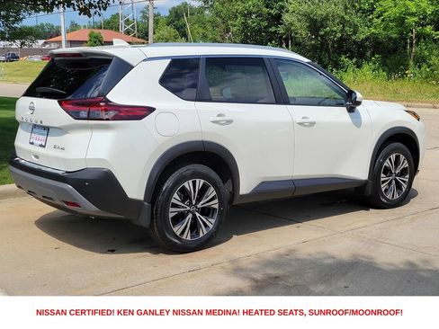 Certified 2023 Nissan Rogue SV w/ SV Premium B Package AWD/4WD image 3