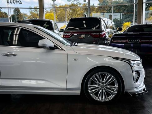 Used 2024 Cadillac CT4 Premium Luxury image 17