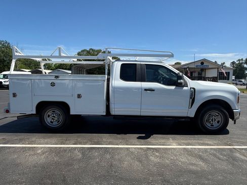 Used 2024 Ford F350 XL w/ XL Chrome Package RWD image 2