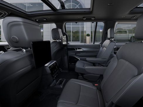 New 2025 Jeep Wagoneer Series II w/ Convenience Group I image 24