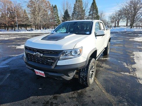 Used 2020 Chevrolet Colorado ZR2 image 2