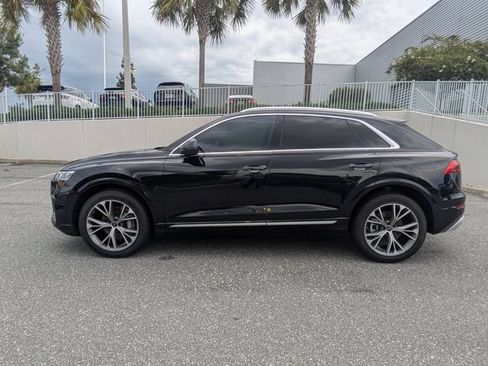 Used 2024 Audi Q8 Prestige w/ Prestige Package AWD/4WD image 3
