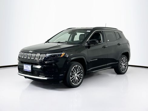 Used 2022 Jeep Compass Limited w/ Elite Group AWD/4WD image 1