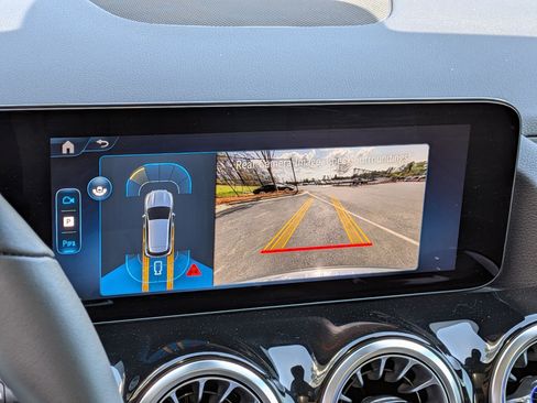 Certified 2026 Mercedes-Benz GLA 250 4MATIC image 25