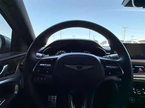 Used 2025 Genesis G70 3.3T Advanced w/ Sport Prestige Package image 11