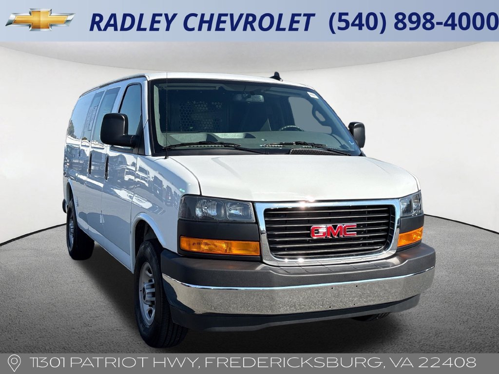 Used 2025 GMC Savana 2500 w/ Driver Convenience Package RWD image 17