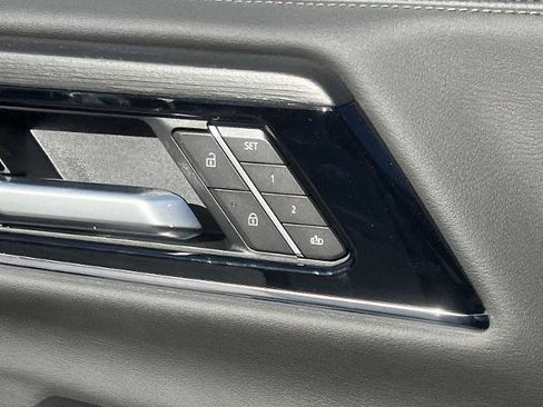 New 2026 GMC Yukon XL Denali image 16