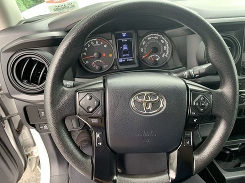 Certified 2023 Toyota Tacoma SR AWD/4WD image 19