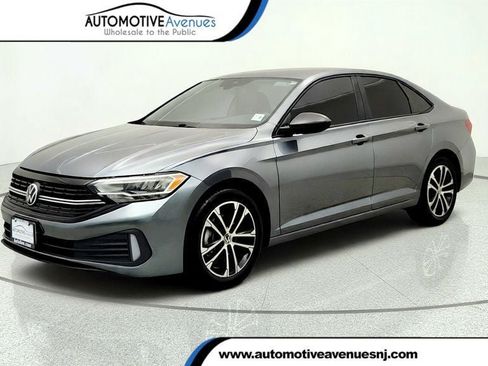 Used 2024 Volkswagen Jetta Sport FWD image 1