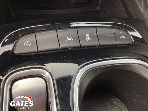 Used 2022 Buick Envision Preferred FWD image 35