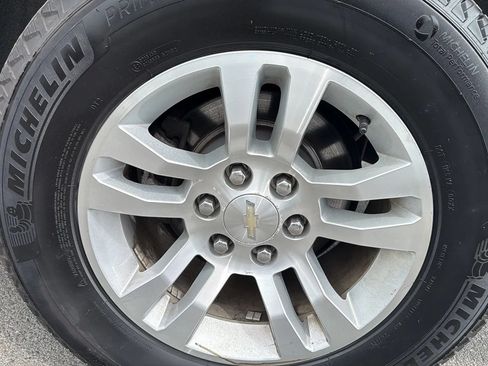 Used 2019 Chevrolet Tahoe LT AWD/4WD image 6