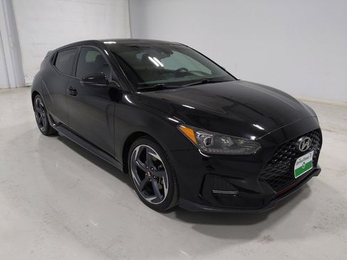 Used 2019 Hyundai Veloster Turbo image 13
