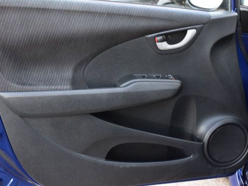 Used 2013 Honda Fit Sport image 39