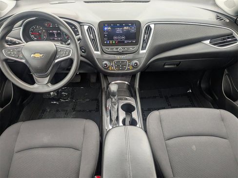 Used 2024 Chevrolet Malibu LT image 15