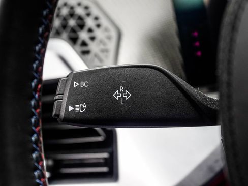 Used 2023 BMW XM image 42