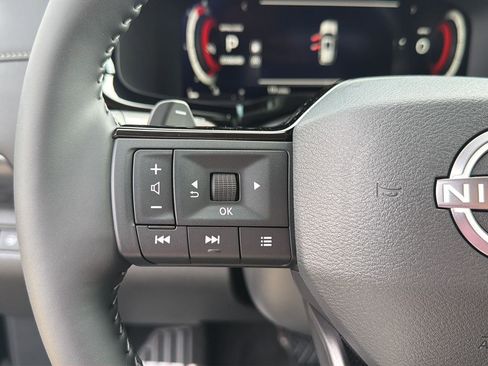 New 2026 Nissan Pathfinder SL FWD image 21