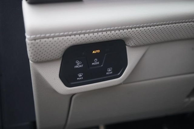 New 2026 Volkswagen Atlas SEL Premium R-Line AWD/4WD image 13