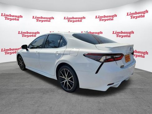 Used 2022 Toyota Camry SE image 23