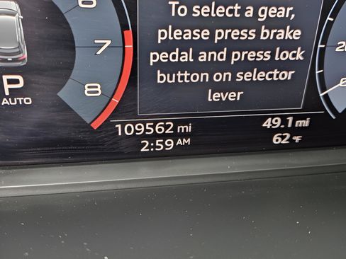 Used 2020 Audi Q3 2.0T Premium w/ Convenience Package image 26