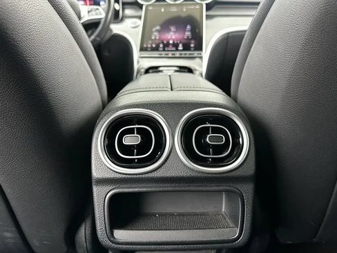 Used 2022 Mercedes-Benz C 300 Sedan image 21