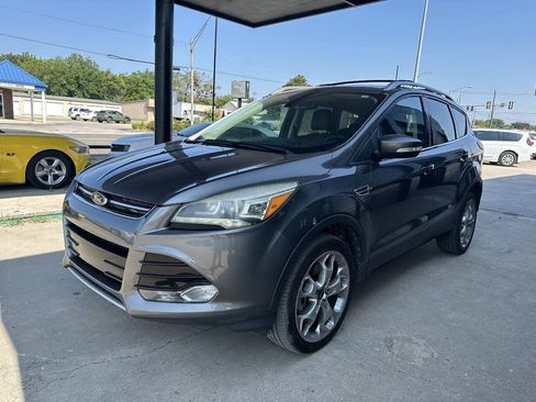 Used 2013 Ford Escape Titanium AWD/4WD image 4