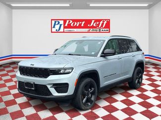 Certified 2023 Jeep Grand Cherokee Altitude AWD/4WD video 1
