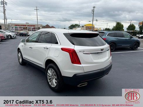 Used 2017 Cadillac XT5 FWD image 5