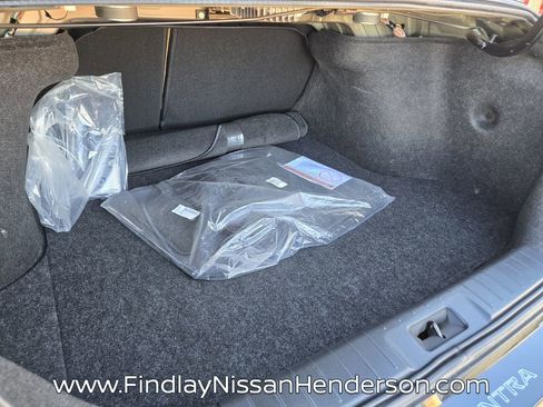 Used 2025 Nissan Sentra SV w/ SV Premium Package image 15