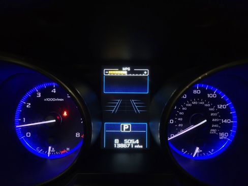 Used 2015 Subaru Outback 3.6R Limited image 23